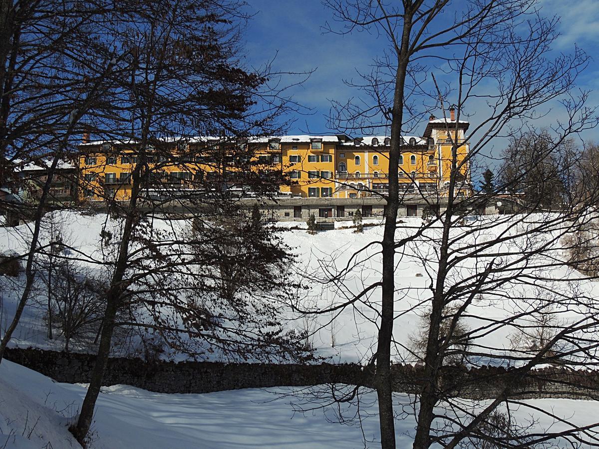 Grand Hotel Astoria Lavarone Eksteriør bilde