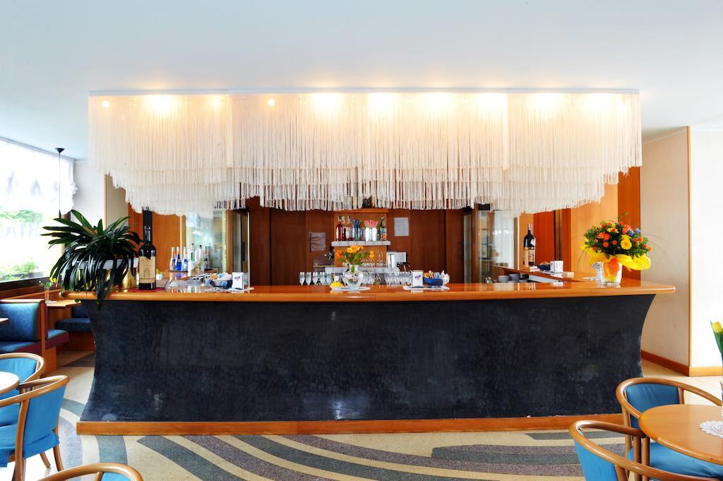 Grand Hotel Astoria Lavarone Eksteriør bilde