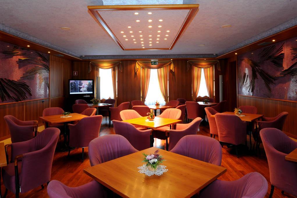 Grand Hotel Astoria Lavarone Eksteriør bilde